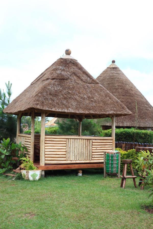 Elite Backpackers Services Masaka ภายนอก รูปภาพ